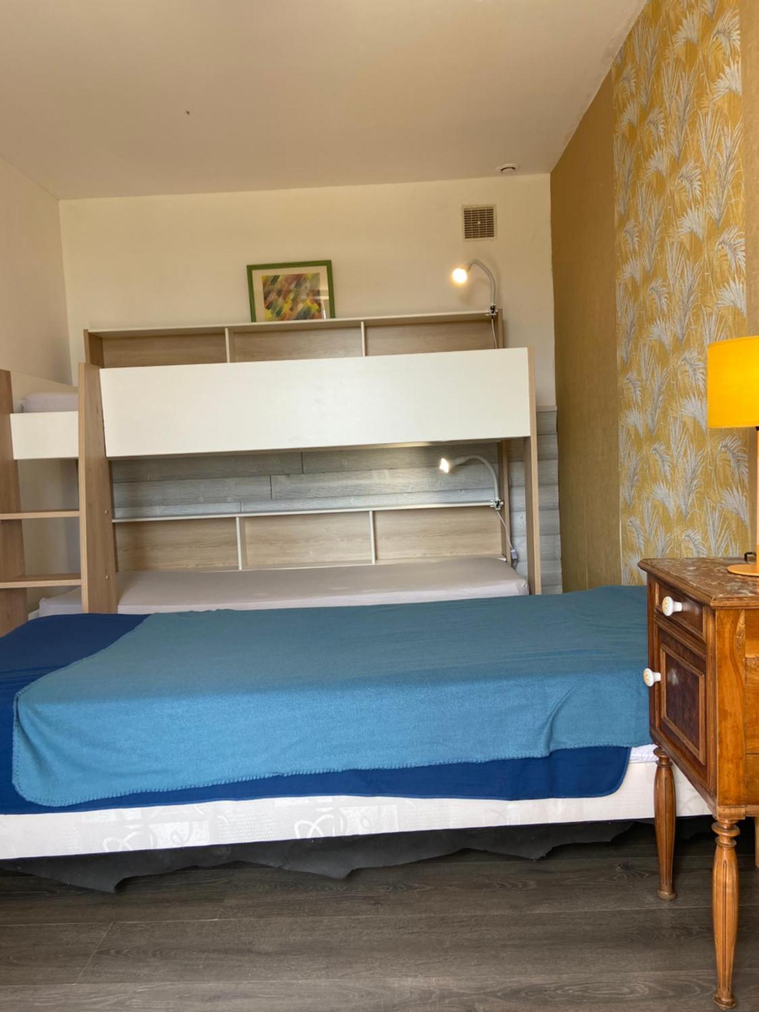 Le Petit Moulin Hotel ปูโซจส์ ภายนอก รูปภาพ
